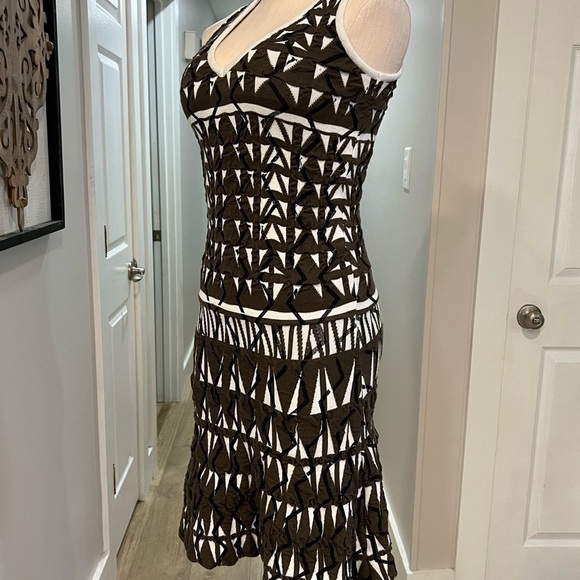 Faith Cnnexion Paris Textured Drop Waist Thick Stretchy Sleeveless Dress - Picture 5 of 13